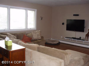 3344 E 17th Ave, Anchorage, AK 99508 photo 4