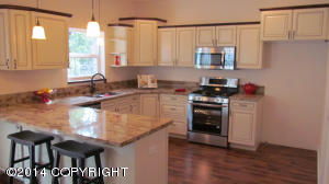 5902 E Summit Cir, Wasilla, AK 99654 photo 2
