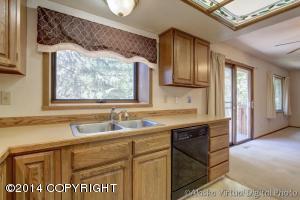 18206 Clear Falls Cir, Eagle River, AK 99577 photo 12