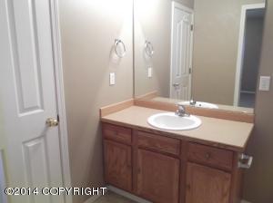 8929 Meadow Park Cir, Eagle River, AK 99577 photo 10