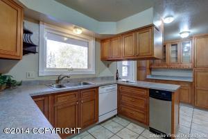 9640 Birch Rd, Anchorage, AK 99507 photo 17
