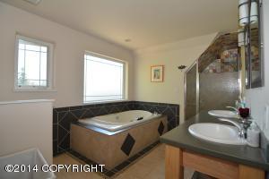 2621 E 20th Ave, Anchorage, AK 99508 photo 7
