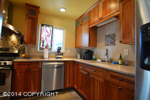 2621 E 20th Ave, Anchorage, AK 99508 photo 5