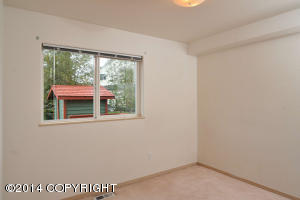 8580 Ridgeway Ave, Anchorage, AK 99504 photo 15