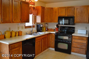 8540 E 17th Ave, Anchorage, AK 99504 photo 10