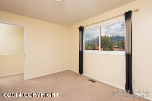 252 Fall Leaf Cir, Anchorage, AK 99504 photo 13