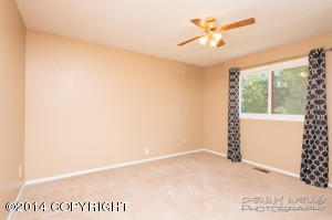 252 Fall Leaf Cir, Anchorage, AK 99504 photo 10