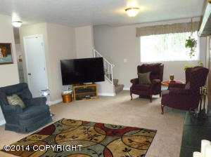 8531 E 17th Ave, Anchorage, AK 99504 photo 4