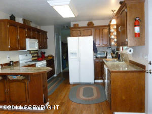 8531 E 17th Ave, Anchorage, AK 99504 photo 7
