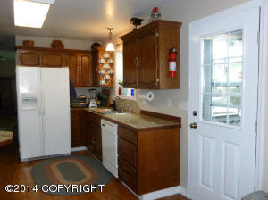 8531 E 17th Ave, Anchorage, AK 99504 photo 9