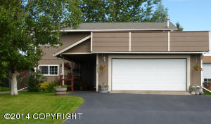8531 E 17th Ave, Anchorage, AK 99504 photo 2