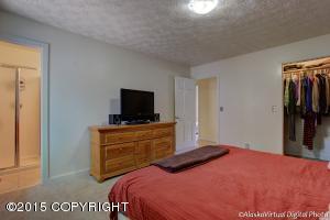 12334 Crested Butte Dr, Eagle River, AK 99577 photo 9