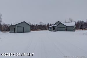 2140 E Phainopepla Cir, Wasilla, AK 99654 photo 1