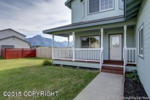 778 N Angus Loop, Palmer, AK 99645 photo 2