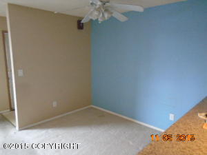 390 Dannilyn Cir, Anchorage, AK 99504 photo 3
