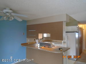 390 Dannilyn Cir, Anchorage, AK 99504 photo 4