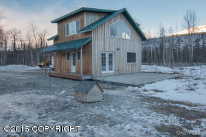 13527 N Crown Dr, Sutton, AK 99674 photo 1
