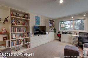 7705 Highlander Dr, Anchorage, AK 99518 photo 28
