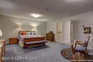 7705 Highlander Dr, Anchorage, AK 99518 photo 22