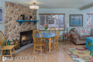 511 Patsy St, Anchorage, AK 99504 photo 4