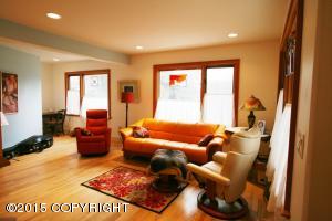 135 E 11th Ave, Anchorage, AK 99501 photo 7