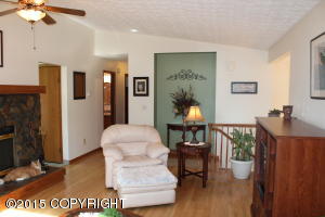 17531 Toakoana Dr, Eagle River, AK 99577 photo 4