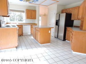 19140 Babrof Dr, Eagle River, AK 99577 photo 4