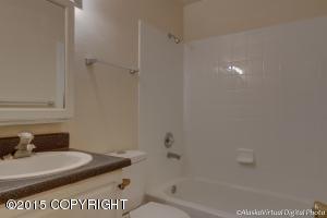 8024 E 2nd Ave, Anchorage, AK 99504 photo 17