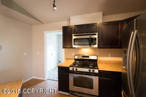 9118 Eagle River Ln, Eagle River, AK 99577 photo 5