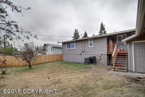 320 Thomas Cir, Anchorage, AK 99508 photo 26