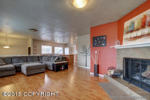 320 Thomas Cir, Anchorage, AK 99508 photo 8