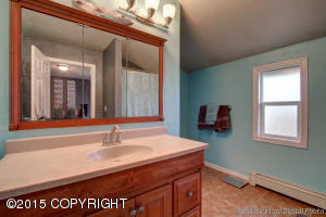 320 Thomas Cir, Anchorage, AK 99508 photo 15