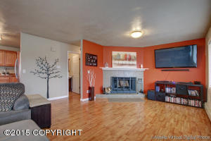 320 Thomas Cir, Anchorage, AK 99508 photo 11