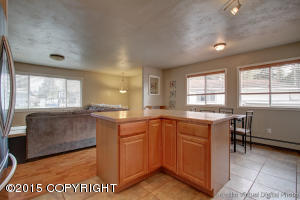 320 Thomas Cir, Anchorage, AK 99508 photo 6