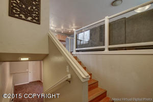 320 Thomas Cir, Anchorage, AK 99508 photo 2