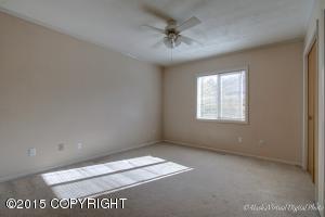 18315 Clear Falls Cir, Eagle River, AK 99577 photo 11