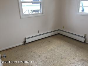 4018 E 7th Ave, Anchorage, AK 99508 photo 9