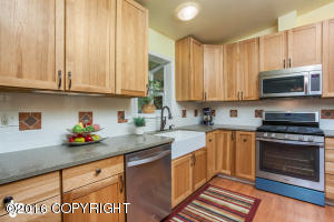 8757 Pluto Dr, Anchorage, AK 99507 photo 6