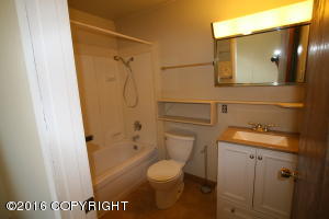 3335 E 17th Ave, Anchorage, AK 99508 photo 12