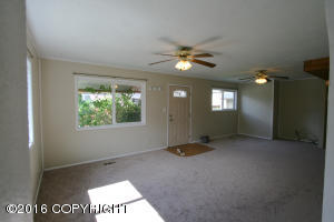 3335 E 17th Ave, Anchorage, AK 99508 photo 2