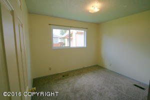 3335 E 17th Ave, Anchorage, AK 99508 photo 10