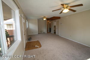 3335 E 17th Ave, Anchorage, AK 99508 photo 3