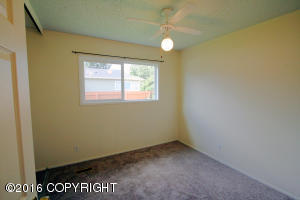 3335 E 17th Ave, Anchorage, AK 99508 photo 9