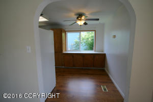 3335 E 17th Ave, Anchorage, AK 99508 photo 4