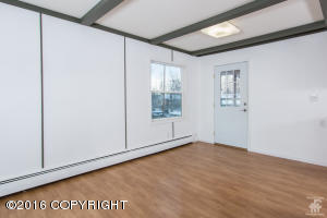 6425 E 14th Ct, Anchorage, AK 99504 photo 11