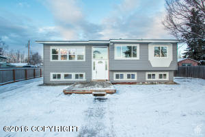 6425 E 14th Ct, Anchorage, AK 99504 photo 5