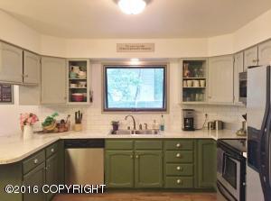 4226 Hampton Dr, Anchorage, AK 99504 photo 6