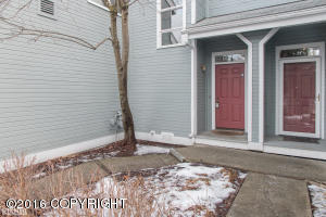 6509 Cimarron Cir, Anchorage, AK 99504 photo 2