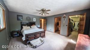 17232 Laoana Dr, Eagle River, AK 99577 photo 6