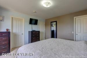 9341 Redcoat Pl, Anchorage, AK 99507 photo 14